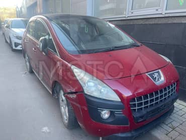 Peugeot 3008, 2011 года, 150 лс, АКПП еще