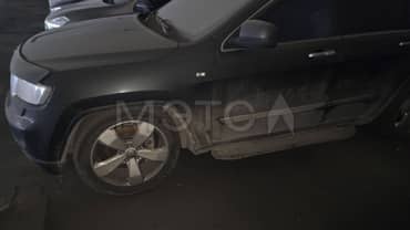 Jeep Grand Cherokee, 2012 года, 241 лс