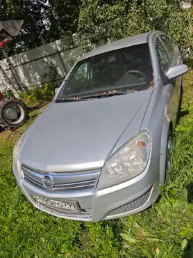Автомобиль марки OPEL модель Astra 2008 г.в. VIN - XUF0AHL698B006162 (залогодержатель – ПАО «СОВКОМБАНК»)