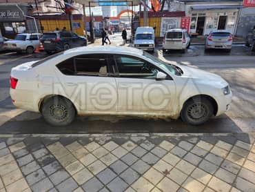 Skoda Octavia, 2014 года, 140 лс, 508286 км, АКПП еще