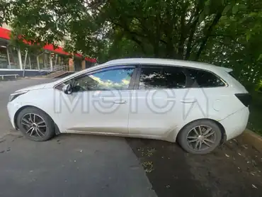 Kia Ceed, 2013 года, 129 лс, 221950 км, АКПП