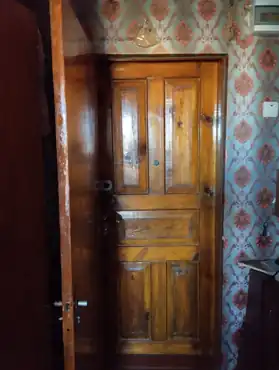 1/2 доля помещения, площадью 24,8 кв.м., назначение: жилое, адрес (местонахождение): Россия, Херсонская область, Каховский р-н, г.Каховка, ул. Энтузиастов, дом 2, квартира 42, кадастровый (условный) номер: 94:15:1040002:1270.