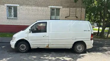 Автомобиль марки МЕРСЕДЕС-БЕНЦ модель VITO 108 CDI 2003 г.в. VIN-номер WDF63809413519159 Имущество находится в залоге ПАО "Совкомбанк"