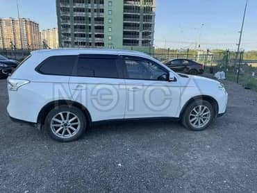 Mitsubishi Outlander, 2014 года, 150 лс, 273039 км, АКПП