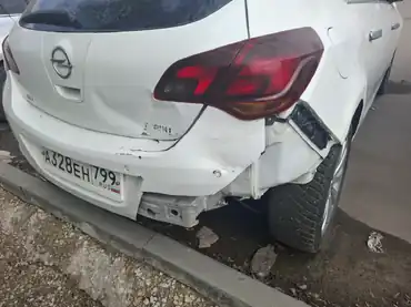 Легковой автомобиль марки: OPEL, модель: ASTRA, год выпуска: 2011 г., кузов №: XUFPE6DC5B3028487, идентификационный номер (VIN): XUFPE6DC5B3028487