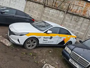 Легковой автомобиль марки: HYUNDAI, модели: Elantra, год выпуска: 2021 г., идентификационный номер (VIN): XWELN41BBM0001265