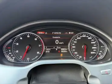 Автомобиль марки AUDI модель A8 L 2014 г.в. VIN-номер WAUZZZ4H2EN012935