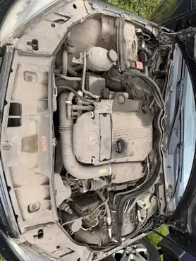 Автомобиль марки МЕРСЕДЕС-БЕНЦ модель С250 СGI 2009 г.в. VIN-номер WDD2040471F437889