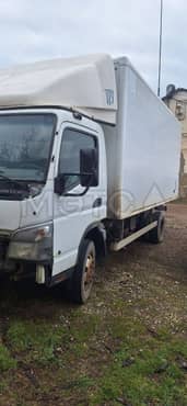 Грузовой автомобиль Mitsubishi Fuso Canter FE85DG, 2014 года еще