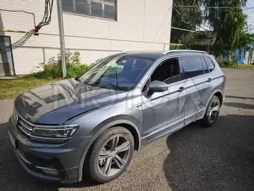 Volkswagen Tiguan, 2019 года, 239,3 лс, 248 759 км, АКПП