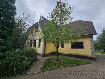 Жилой дом - 318,3 кв. м, земельный участок - 1 200 кв. м, местоположение: Ленинградская область, Всеволожский р-н, дер. Аро, д. 50