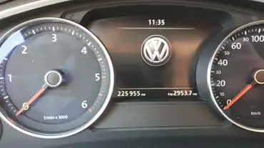 Легковой автомобиль марки: VOLKSWAGEN, модель: Touareg, год выпуска: 2011 г., идентификационный номер (VIN): XW8ZZZ7PZCG004141