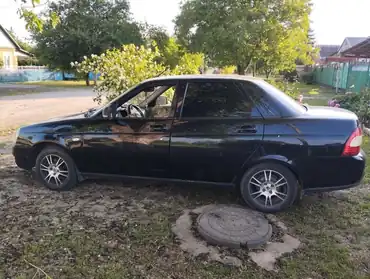 Легковой автомобиль LADA модель PRIORA 2013 г.в. VIN-номер XTA217030D0413853