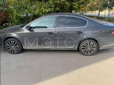 Volkswagen Passat, 2014 года, 152 лс, 214691 км. еще