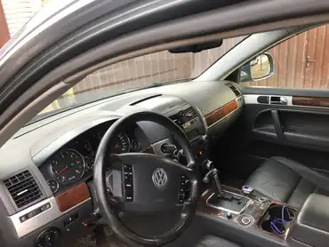 Легковой автомобиль марка: VOLKSWAGEN, модель: Touareg, год выпуска: 2008 г., идентификационный номер (VIN): WVGZZZ7LZ9D005553, цвет: серо-синий