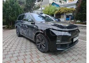 Li Auto (Lixiang) L9, 2024 года, 197 лс, полный привод, АКПП