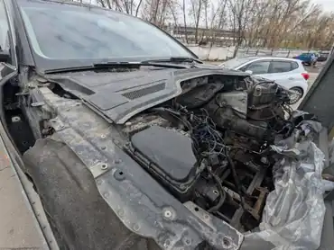 Автомобиль марки AUDI модель А8L 2011 г.в. VIN-номер WAUZZZ4H5CN004471, регистрационный знак M680XA790.