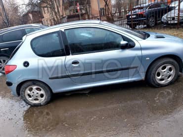 Peugeot 206, 2002 года, 75 лс, 120000 км, АКПП еще