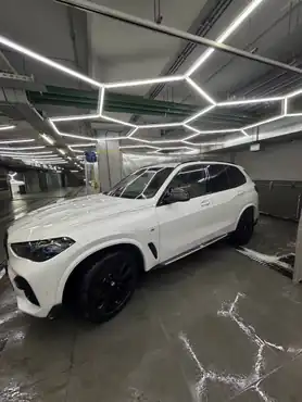 автомобиль марки BMW X5 XDRIVE30D, VIN X4XCV69460Y810857, год выпуска 2022 г., цвет белый
