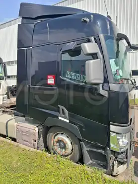 Грузовой тягач шасси Renault T-SERIE 4x2, 2016 года