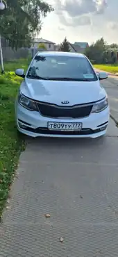 Легковой автомобиль