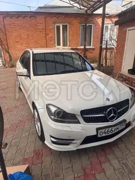 Mercedes-Benz C-Класс, 2011 года, 156 лс, 218895 км, АКПП