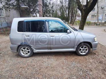 Nissan Cube, 1999 года, 82 л.с еще