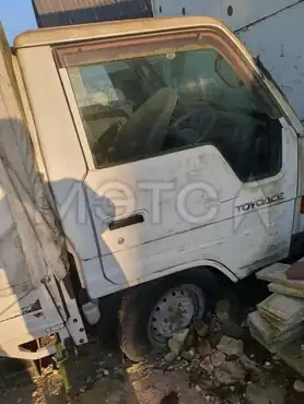 Toyota ToyoAce, 2001 года, 214864 км