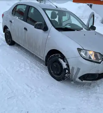 Легковой автомобиль марка: RENAULT, модель: Logan, год выпуска: 2018 г., идентификационный номер (VIN): X7L4SRAVP60728493 – является предметом залога ПАО "Совкомбанк".