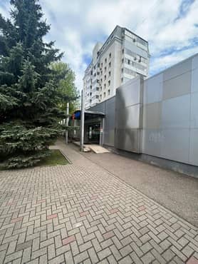 Нежилое помещение - 1 008,8 кв. м, адрес: Москва, вн. тер. г. муниципальный округ Таганский, Краснохолмская наб., д. 3, пом. 4Н, нежилое помещение - 274,4 кв. м, адрес: Москва, вн.тер.г. муниципальный округ Таганский, Краснохолмская наб., д. 5-9, пом. 3/1