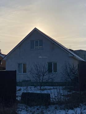 Здание (жилой дом), назначение: жилое, площадь 187,3 кв. м, этажей 2, кадастровый номер: 50:28:0090301:343; право аренды земельного участка, земли населенных пунктов, для индивидуального жилищного строительства, площадь 1 200 +/- 12 кв. м, кадастровый номер: 50:28:0090301:192, Московская область, г. Домодедово, с. Тишково, д. 16, уч. 1б