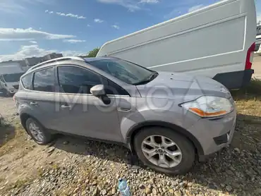 Ford Kuga, 2012 года, 140 лс, 147650 км, полный привод