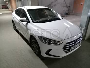 Hyundai Elantra, 2018 года, 127,5 лс, 164000 км, АКПП еще