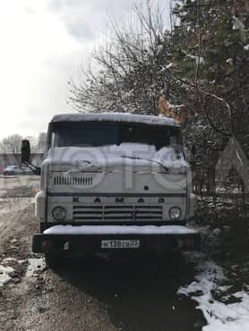 Грузовой КАМАЗ 53212, 1989 года еще