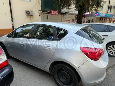 Opel Astra, 2013 года, 115 лс, 160595 км