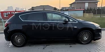 Opel Astra, 2012 года, 115 лс, 258702 км, АКПП