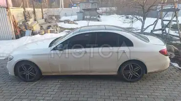 Mercedes-Benz E-Класс, 2018 года, 184 лс, 270000 км, АКПП