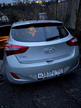 Автомобиль марки HYUNDAI модель I30 2013 г.в. VIN-номер TMAD251BBEJ111897