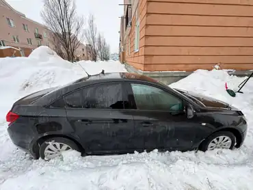 Автомобиль марки ШЕВРОЛЕ модель КРУЗ 2011 г.в. VIN-номер XUFJA695JB3035290