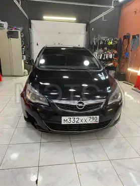 Opel Astra, 2010 года, 180 лс, 214993 км, АКПП