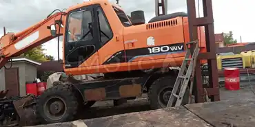 Экскаватор DOOSAN SOLAR 180W-V, 2013 года