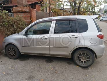 Mazda Demio, 2003 года, 91 лс, 300000 км, АКПП еще