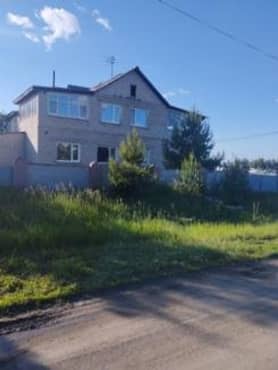 - Жилой дом, площадь 215.3 кв.м., назначение: Жилое, адрес (местонахождение): Россия, обл Амурская, р-н Тамбовский, с Тамбовка, ул Раздольная, дом д 18, кадастровый (условный) номер: 28:25:010113:62 - Земельный участок, площадь 3709.83 кв.м., адрес (местонахождение): Россия, обл Амурская, р-н Тамбовский, с Тамбовка, ул Раздольная, дом д 18, кадастровый (условный) номер: 28:25:010113:27.