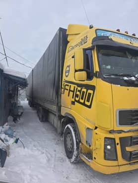 Грузовой автомобиль VOLVO FH12 6X2, 2005 года еще