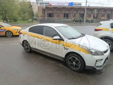 Kia Rio, 2019 года, 98 лс, 300000 км, АКПП
