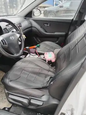 Автомобиль марки HYUNDAI модель Elantra 2010 г.в. VIN-номер KMHDU41BBBU206080.