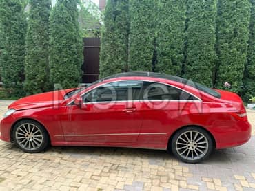 Mercedes-Benz E 200, 2013 года, 184 лс, 291199 км, АКПП