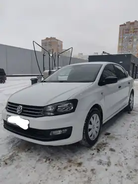 Автомобиль марки VOLKSWAGEN модель POLO 2016 года выпуска с номером VIN XW8ZZZ61ZHG012001 Находится в залоге у ПАО "Совкомбанк".