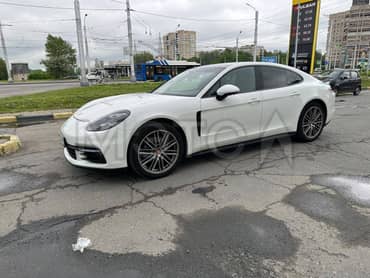 Porsche Panamera, 2018 года, 330 лс, 98764 км, АКПП еще