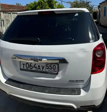 автомобиль марки CHEVROLET модель Equinox 2012 года выпуска, идентификационный номер (VIN) 2GNALBEK8D1165667. Автомобиль в залоге у ПАО «СОВКОМБАНК».